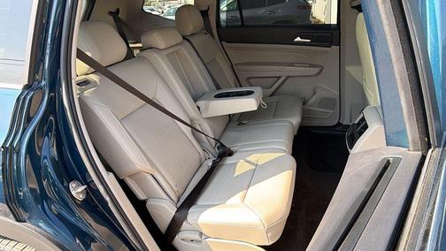 Tourmaline Blue Metallic 2022 Volkswagen Atlas 3.6L SE w/Technology
