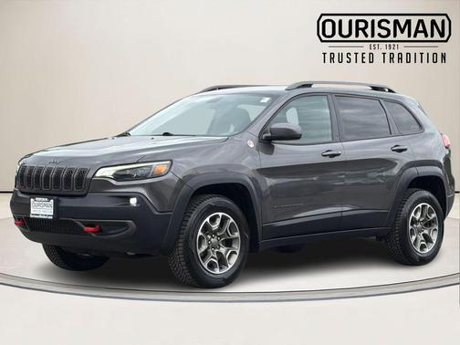 Granite Crystal Metallic Clearcoat 2020 Jeep Cherokee Trailhawk