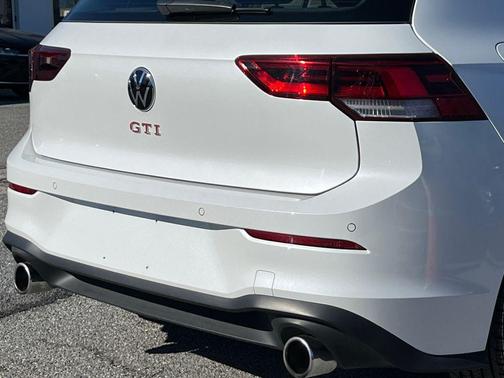 2024 Volkswagen Golf GTI 2.0T S DSG