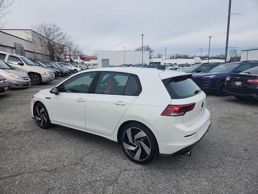 2024 Volkswagen Golf GTI 2.0T S DSG
