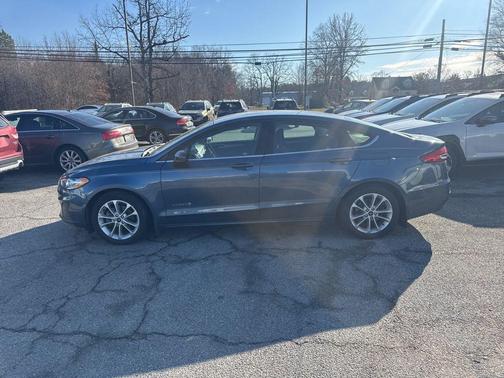 2019 Ford Fusion Hybrid SE