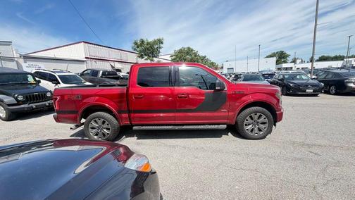 Ruby Red Metallic Tinted Clearcoat 2017 Ford F-150 XLT