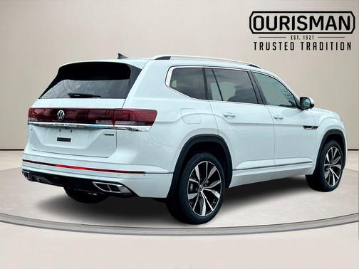 White Pearl 2026 Volkswagen Atlas 2.0T SEL Premium R-Line 4MOTION