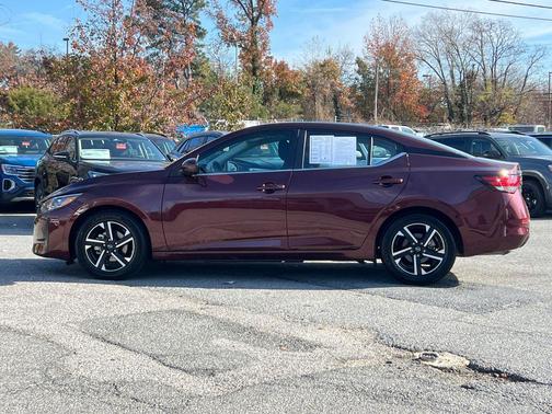 2024 Nissan Sentra SV