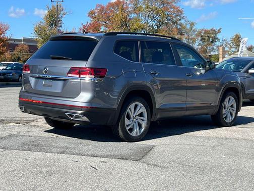 2022 Volkswagen Atlas 2.0T SE w/Technology 4MOTION