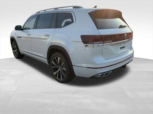 2025 Volkswagen Atlas 2.0T SEL Premium R-Line 4MOTION