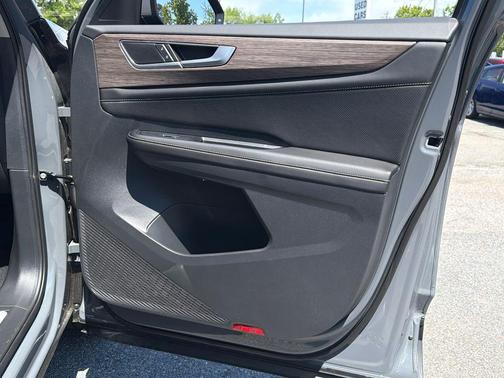 Deep Black Pearl 2026 Volkswagen Atlas 2.0T SEL Premium R-Line 4MOTION