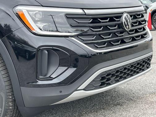 2026 Volkswagen Atlas Cross Sport 2.0T SE w/Technology 4MOTION