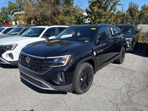 2026 Volkswagen Atlas Cross Sport 2.0T SE w/Technology 4MOTION