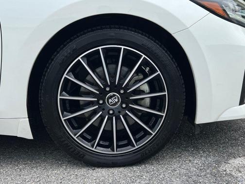 2021 Nissan Maxima 3.5 SV