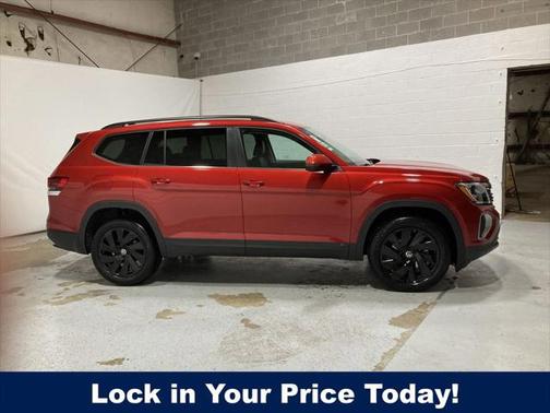 2025 Volkswagen Atlas 2.0T SE w/Technology