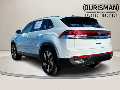 2024 Volkswagen Atlas Cross Sport 2.0T SE w/Technology 4MOTION