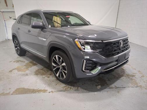 2025 Volkswagen Atlas Cross Sport 2.0T SEL Premium