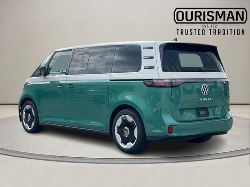2025 Volkswagen ID. Buzz Pro S Plus with 4MOTION