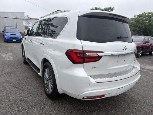 Moonstone White 2023 INFINITI QX80 Luxe