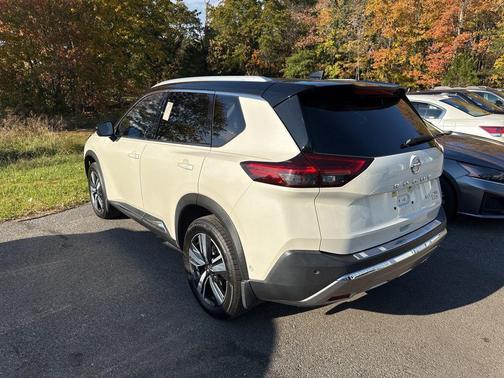 2021 Nissan Rogue Platinum
