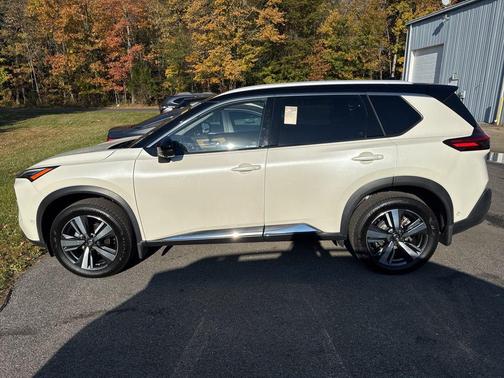2021 Nissan Rogue Platinum