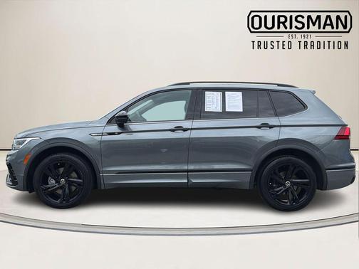 Platinum Gray Metallic 2023 Volkswagen Tiguan 2.0T SE R-Line Black