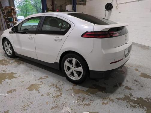 2015 Chevrolet Volt Base