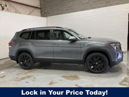 2025 Volkswagen Atlas 2.0T SE w/Technology 4MOTION