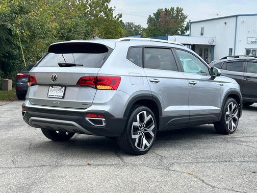 2022 Volkswagen Taos 1.5T SEL