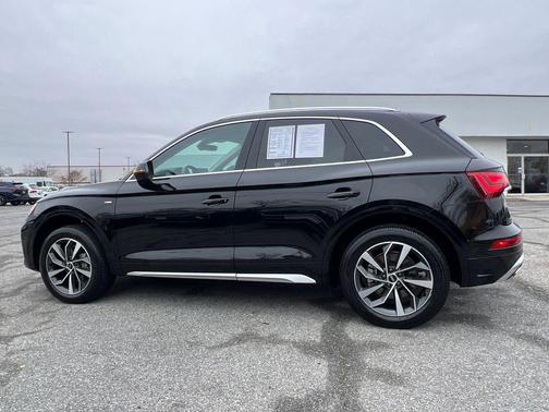2022 Audi Q5 45 S line Premium