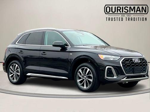 2022 Audi Q5 45 S line Premium
