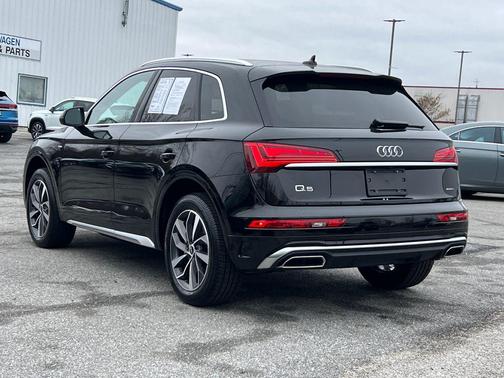 2022 Audi Q5 45 S line Premium