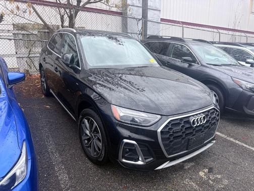 2022 Audi Q5 45 S line Premium