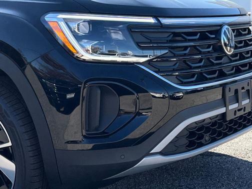 2026 Volkswagen Atlas Cross Sport 2.0T SE w/Technology 4MOTION