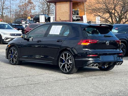 2024 Volkswagen Golf R 2.0T Manual