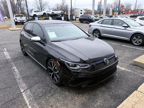 2024 Volkswagen Golf R 2.0T Manual