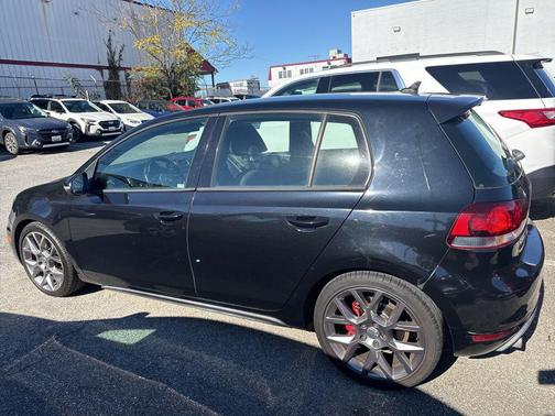 2014 Volkswagen GTI Wolfsburg Edition