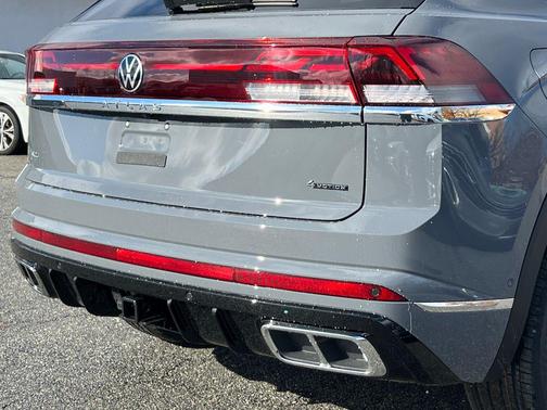 2026 Volkswagen Atlas Cross Sport 2.0T SEL Premium