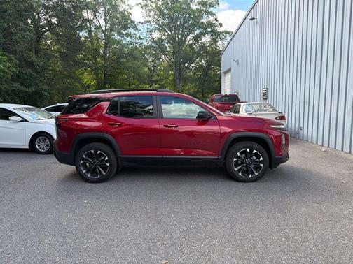 Radiant Red Tintcoat 2026 Chevrolet Equinox FWD RS