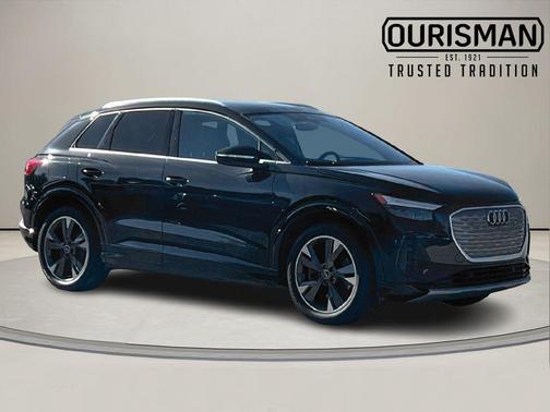 2022 Audi e-tron Premium Plus