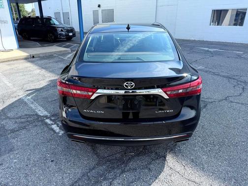 2016 Toyota Avalon Limited