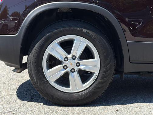 Black Cherry Metallic 2021 Chevrolet Trax LS