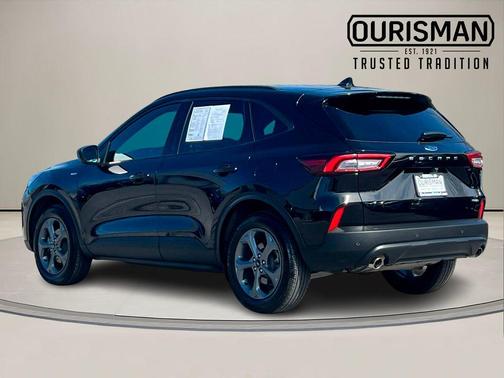 Agate Black Metallic 2025 Ford Escape ST-Line
