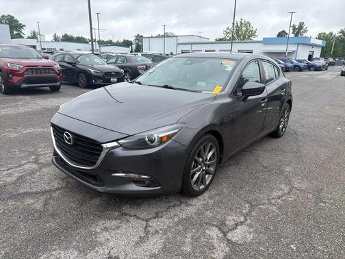 Machine Gray 2018 Mazda Mazda3 Grand Touring