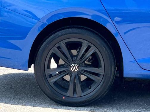 Rising Blue Metallic 2023 Volkswagen Jetta 1.5T SE