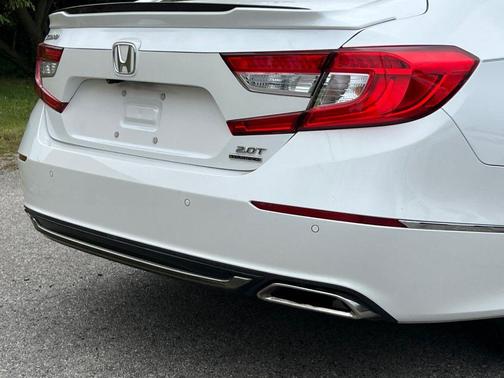 2018 Honda Accord Touring 2.0T
