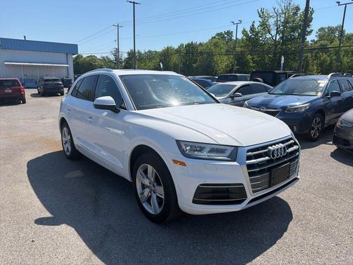 Ibis White 2018 Audi Q5 2.0T Tech Premium