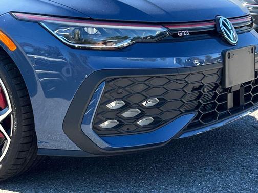 2025 Volkswagen Golf GTI 2.0T S DSG