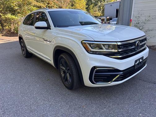 2021 Volkswagen Atlas Cross Sport 3.6L V6 SE w/Technology R-Line