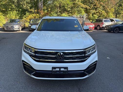 2021 Volkswagen Atlas Cross Sport 3.6L V6 SE w/Technology R-Line