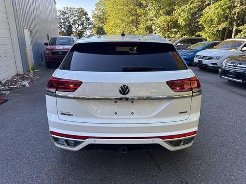 2021 Volkswagen Atlas Cross Sport 3.6L V6 SE w/Technology R-Line
