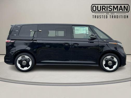 Deep Black Pearl 2025 Volkswagen ID. Buzz Pro S