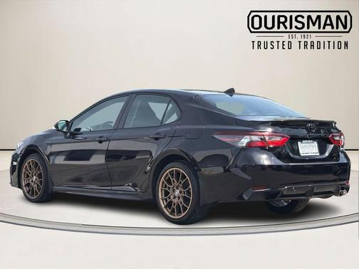 Midnight Black Metallic 2024 Toyota Camry SE