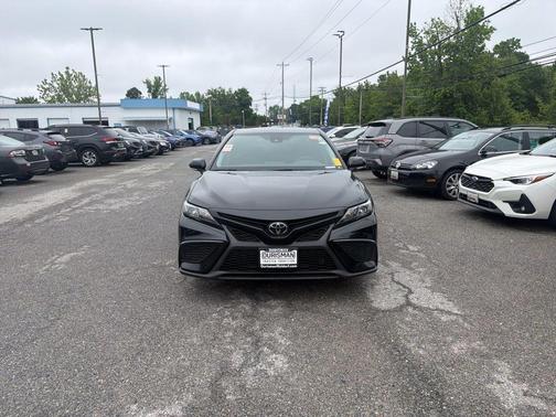 Midnight Black Metallic 2024 Toyota Camry SE
